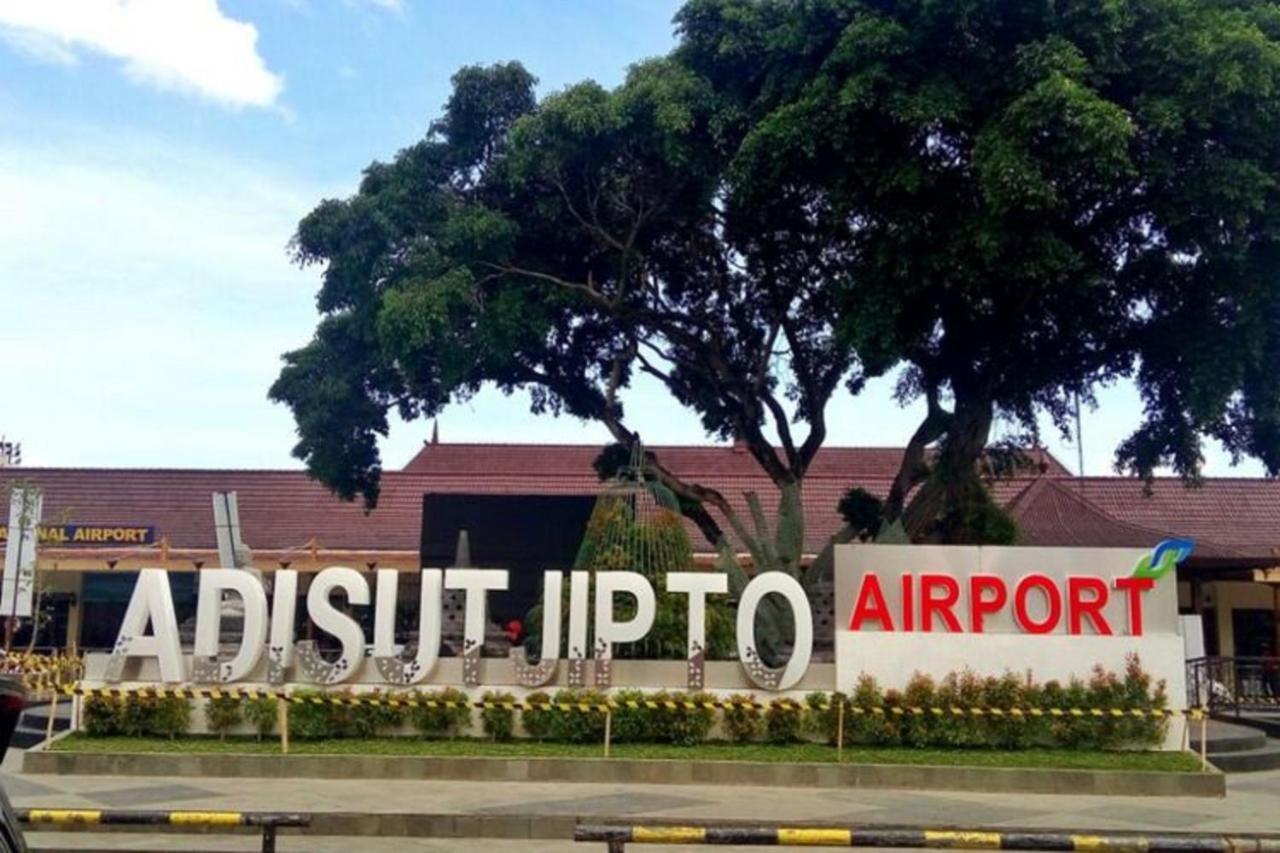 Jowo Kluthuk Heritage Kalasan Buitenkant foto